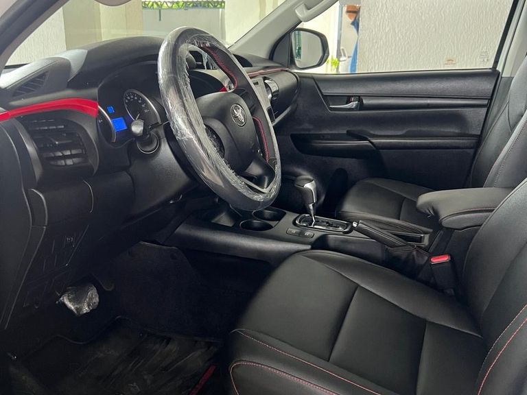 Toyota Hilux CD SR CHALL. 4x4 2.8 TDI Dies Aut.