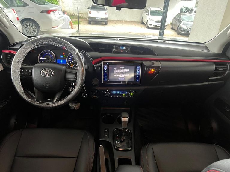 Toyota Hilux CD SR CHALL. 4x4 2.8 TDI Dies Aut.