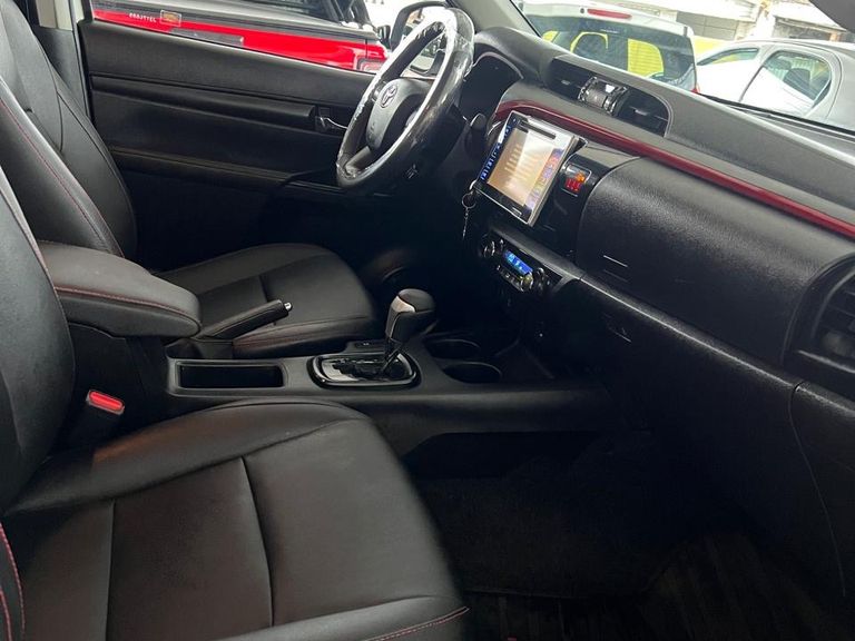 Toyota Hilux CD SR CHALL. 4x4 2.8 TDI Dies Aut.