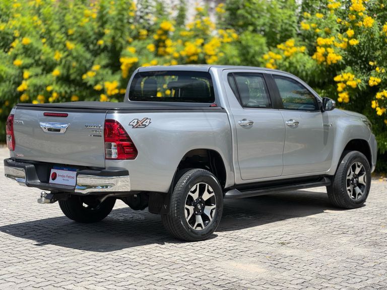 Toyota Hilux CD SRX 4x4 2.8 TDI 16V Diesel Aut.