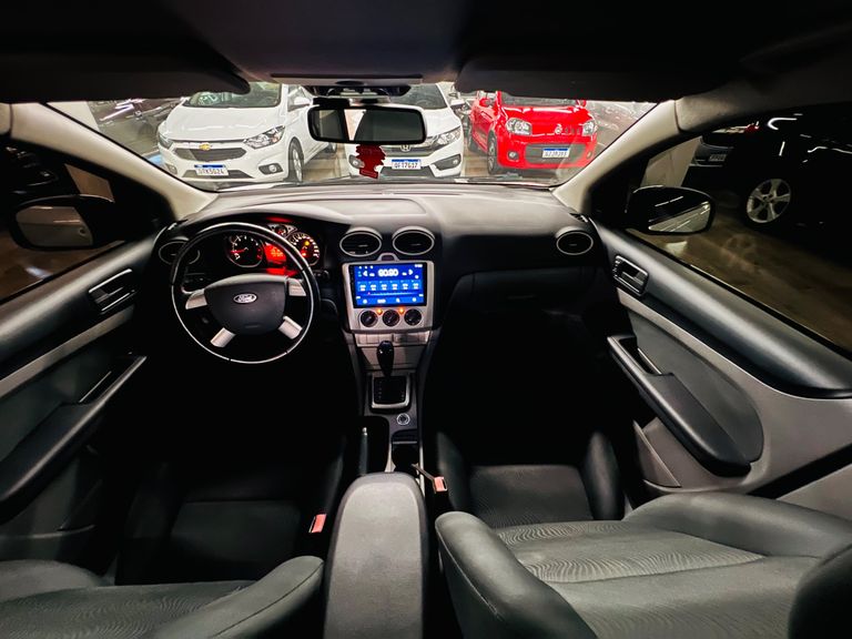 Ford Focus 2.0 16V/ 2.0 16V Flex 5p