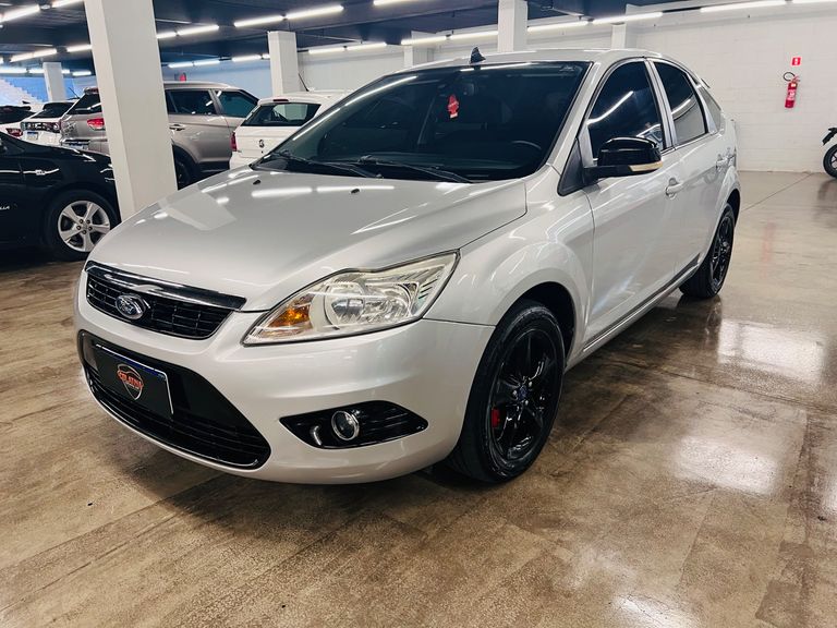Ford Focus 2.0 16V/ 2.0 16V Flex 5p