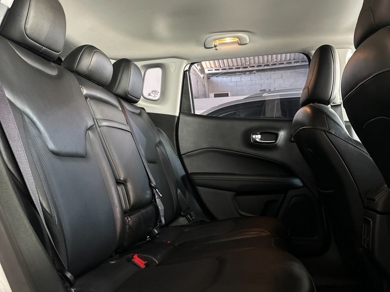 Jeep COMPASS LONGITUDE 2.0 4x2 Flex 16V Aut.