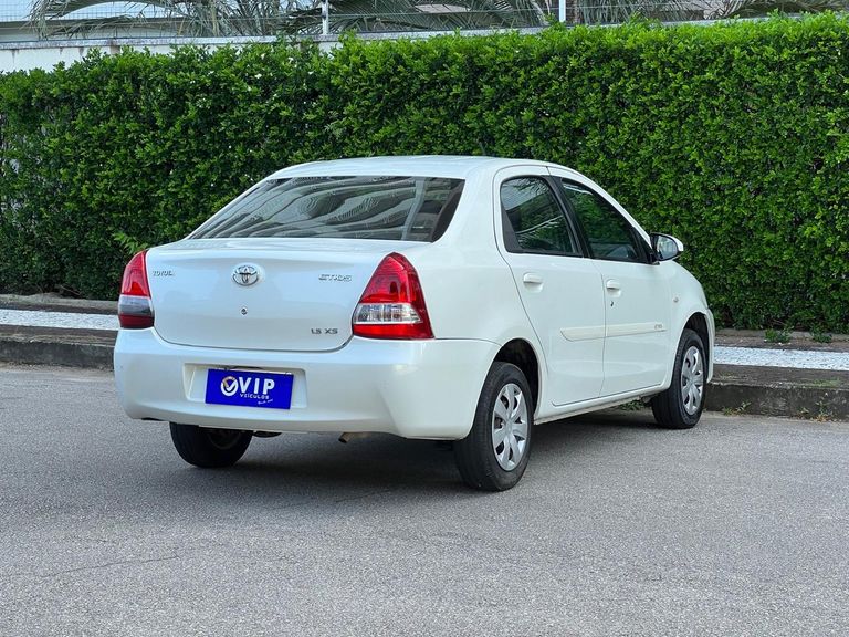 Toyota ETIOS XS 1.5 Flex 16V 5p Aut.