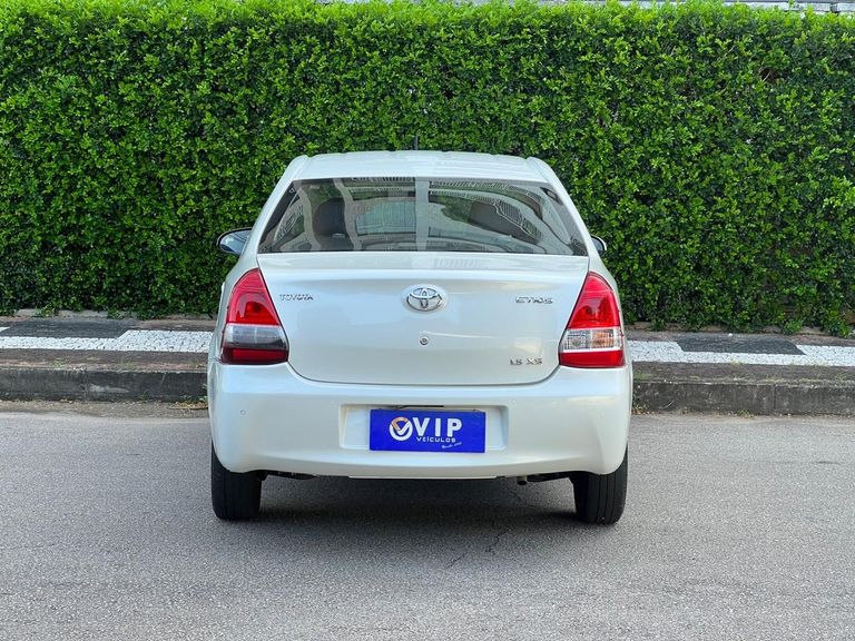 Toyota ETIOS XS 1.5 Flex 16V 5p Aut.