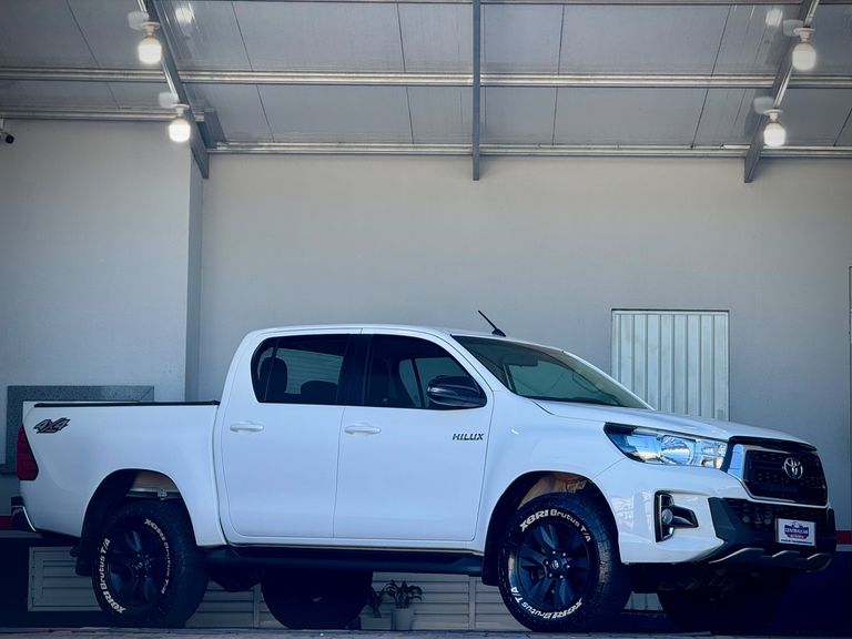 Toyota Hilux CD SR 4x4 2.8 TDI Diesel Aut.