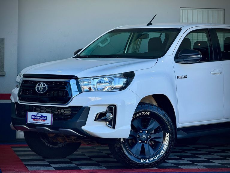 Toyota Hilux CD SR 4x4 2.8 TDI Diesel Aut.