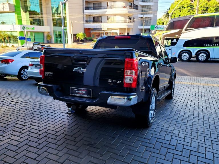 Chevrolet S10 Pick-Up LTZ 2.5 Flex 4x4 CD