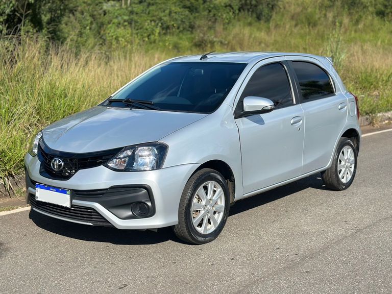 Toyota ETIOS X Plus 1.5 Flex 16V 5p Aut.