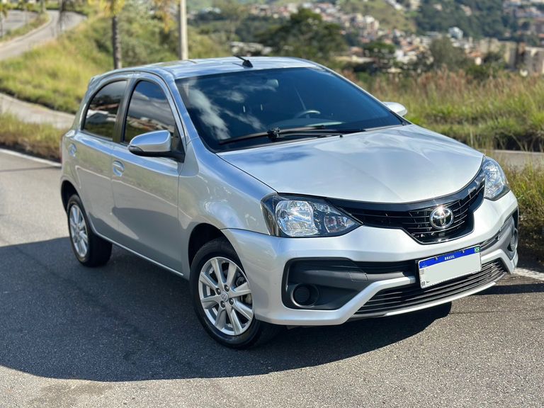 Toyota ETIOS X Plus 1.5 Flex 16V 5p Aut.