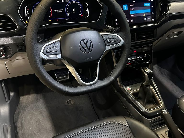 VolksWagen T-Cross Highline 1.4 TSI Flex 16V 5p Aut