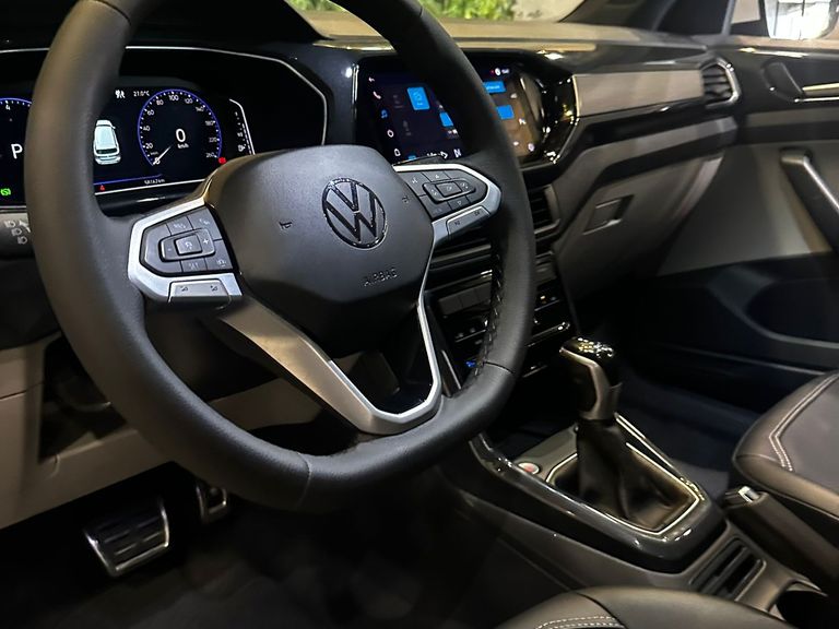 VolksWagen T-Cross Highline 1.4 TSI Flex 16V 5p Aut