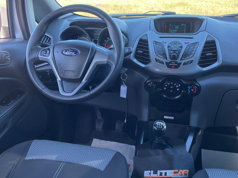 Ford EcoSport SE 1.6 16V Flex 5p Mec.