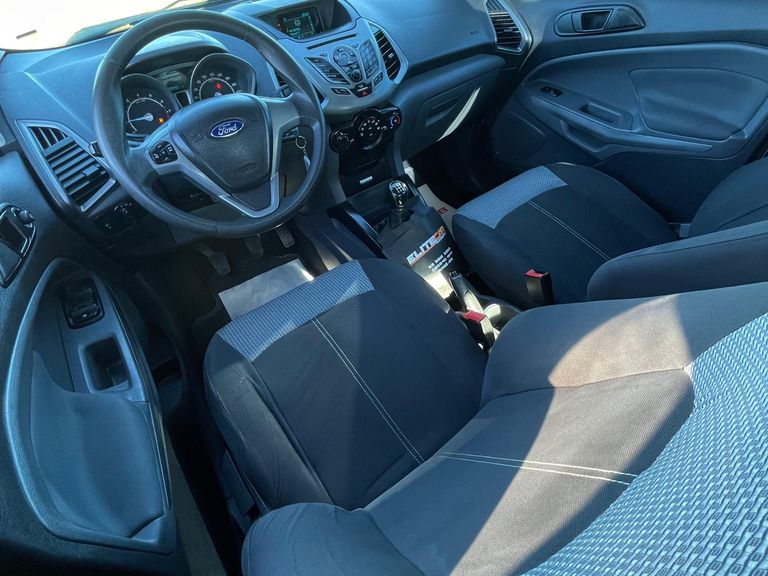 Ford EcoSport SE 1.6 16V Flex 5p Mec.