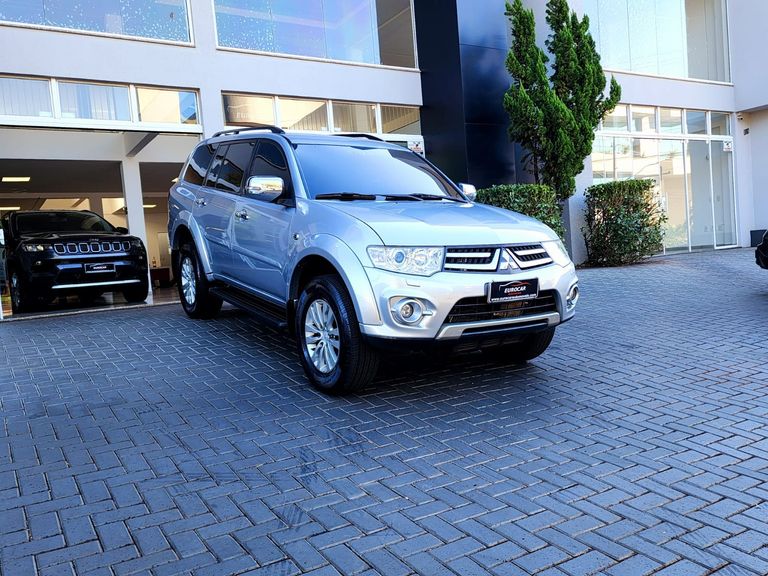 Mitsubishi Pajero DAKAR/HPE 3.5 4x4 Flex 5p Aut.