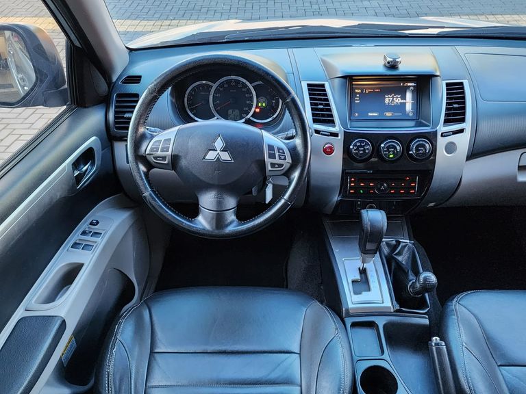 Mitsubishi Pajero DAKAR/HPE 3.5 4x4 Flex 5p Aut.