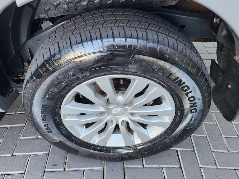 Mitsubishi Pajero DAKAR/HPE 3.5 4x4 Flex 5p Aut.