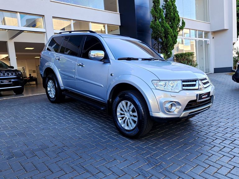 Mitsubishi Pajero DAKAR/HPE 3.5 4x4 Flex 5p Aut.
