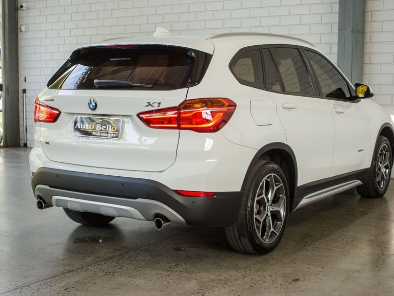 BMW X1 SDRIVE 20i X-Line 2.0 TB Active Flex