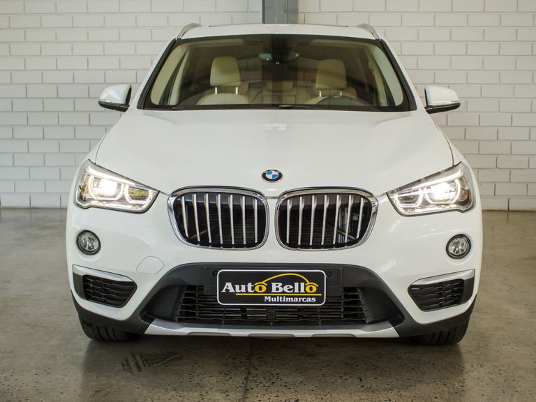 BMW X1 SDRIVE 20i X-Line 2.0 TB Active Flex