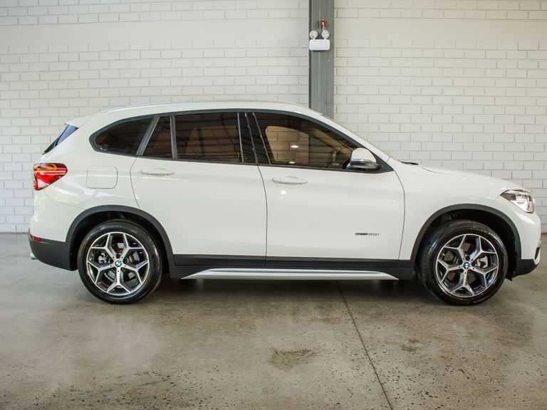 BMW X1 SDRIVE 20i X-Line 2.0 TB Active Flex