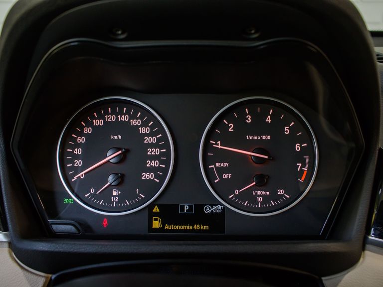 BMW X1 SDRIVE 20i X-Line 2.0 TB Active Flex