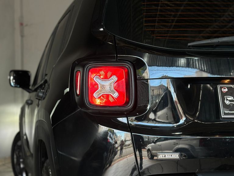 Jeep Renegade Sport 1.8 4x2 Flex 16V Aut.