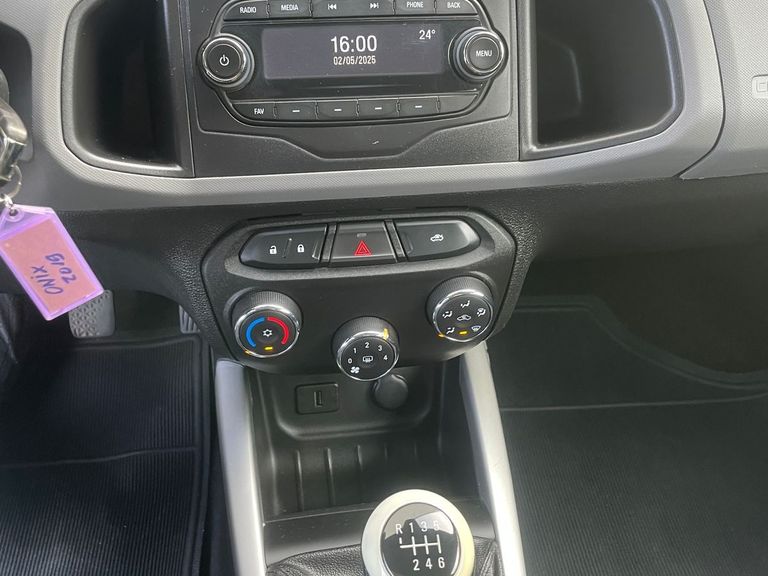 Chevrolet ONIX HATCH LT 1.0 8V FlexPower 5p Mec.