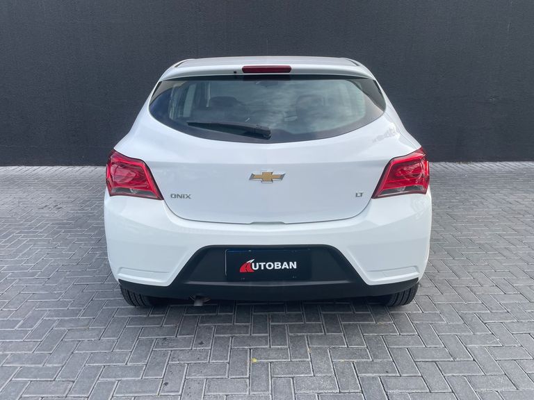 Chevrolet ONIX HATCH LT 1.0 8V FlexPower 5p Mec.