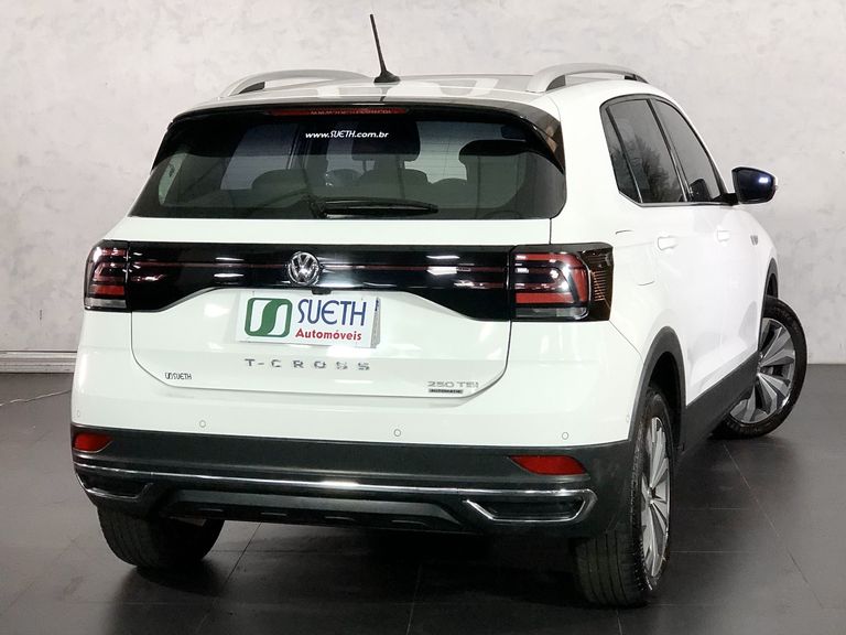 VolksWagen T-Cross Highline 1.4 TSI Flex 16V 5p Aut