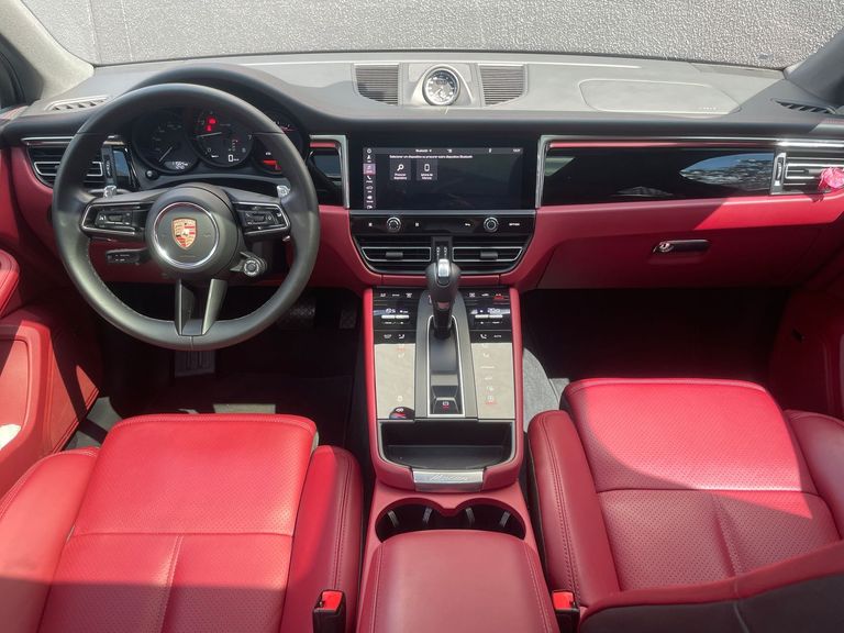 Porsche Macan 2.0 Turbo