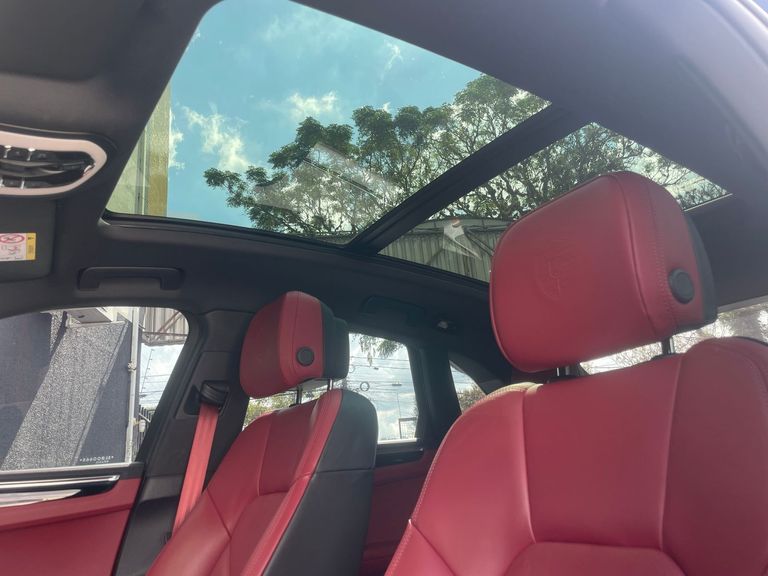 Porsche Macan 2.0 Turbo
