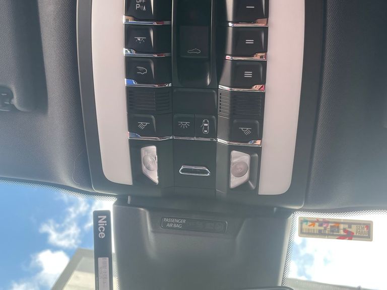 Porsche Macan 2.0 Turbo