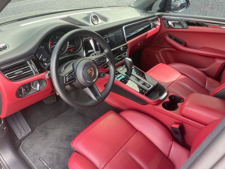 Porsche Macan 2.0 Turbo