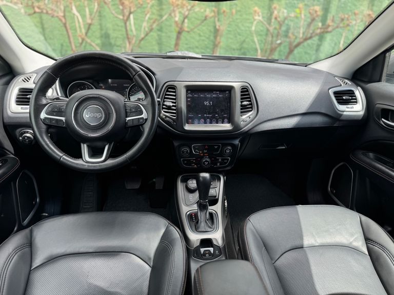 Jeep COMPASS LONGITUDE 2.0 4x4 Dies. 16V Aut.