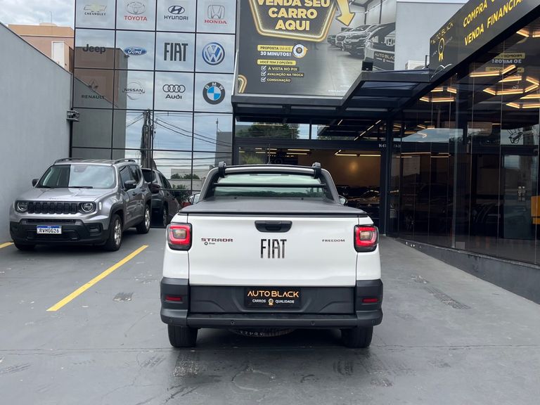 Fiat Strada Freedom 1.3 Flex 8V  CS Plus