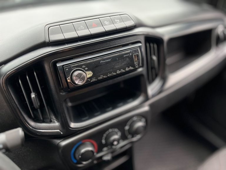 Fiat Strada Freedom 1.3 Flex 8V  CS Plus