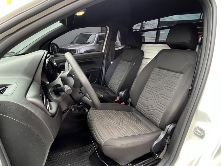 Fiat Strada Freedom 1.3 Flex 8V  CS Plus