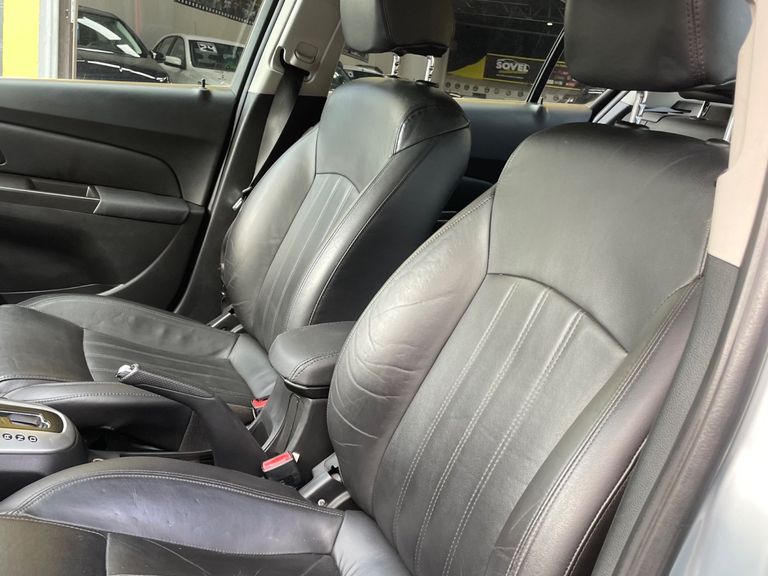 Chevrolet CRUZE LT 1.8 16V FlexPower 4p Aut.
