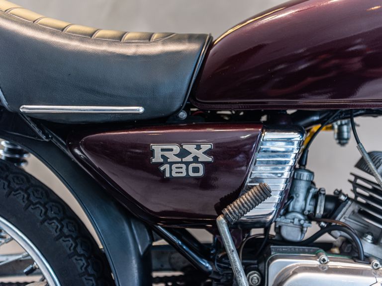 YAMAHA RX180
