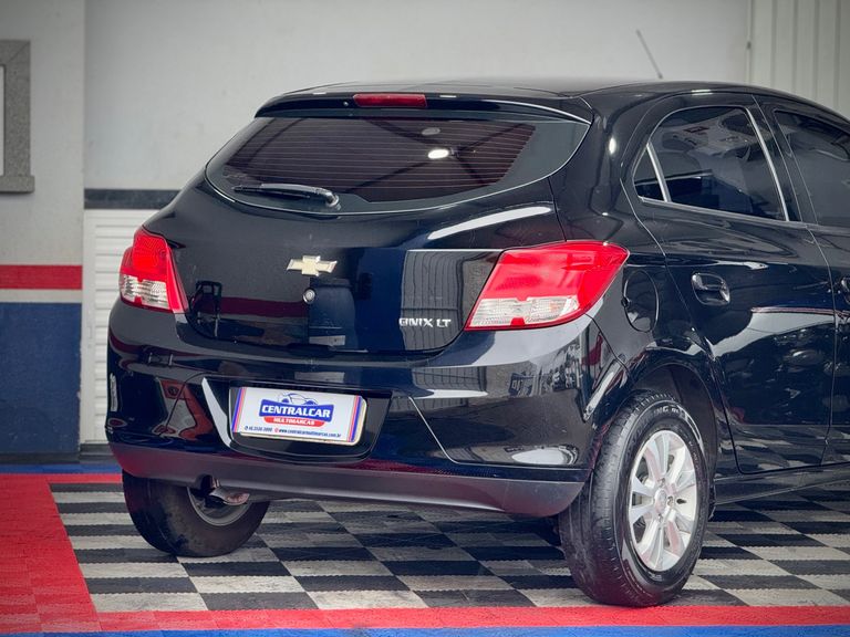 Chevrolet ONIX HATCH LT 1.0 8V FlexPower 5p Mec.