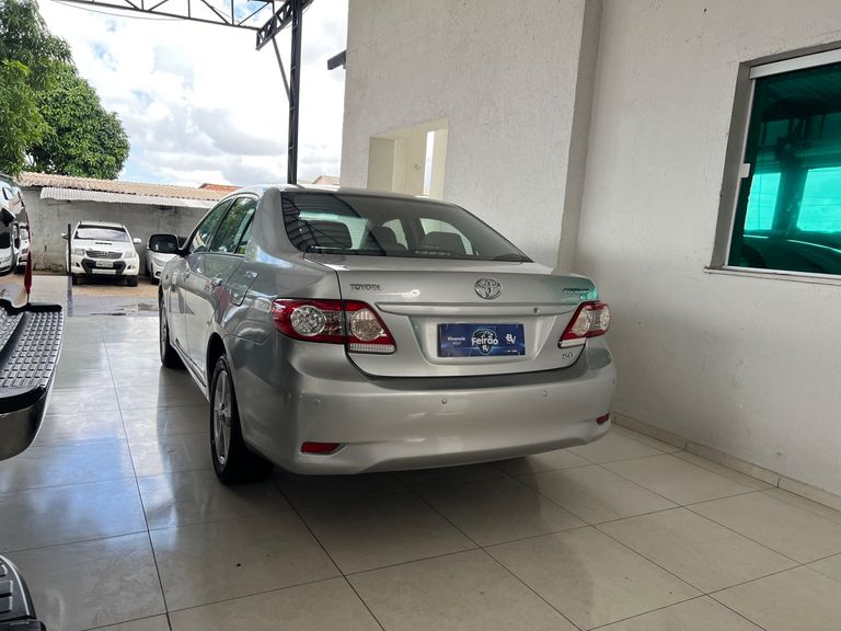 Toyota Corolla XEi 2.0 Flex 16V Aut.