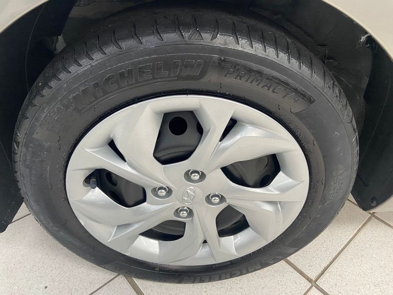 Hyundai HB20 Comfort Plus 1.0 Flex 12V Mec.