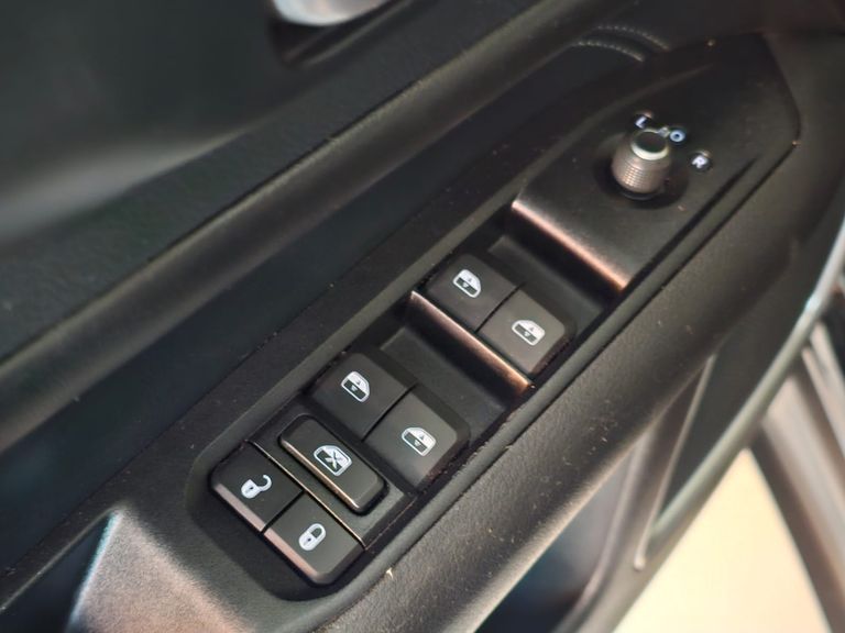 Jeep COMPASS SPORT T270 1.3 TB 4x2 Flex Aut.