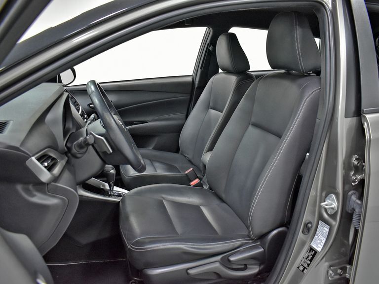 Toyota YARIS X-WAY 1.5 Flex 16V 5p Aut.