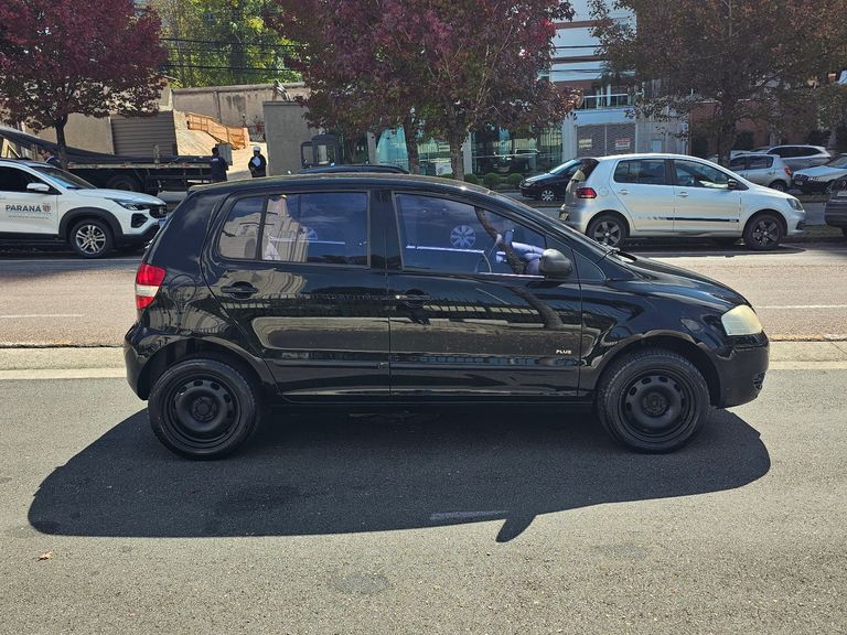 VolksWagen Fox Plus 1.6Mi/ 1.6Mi Total Flex 8V 4p