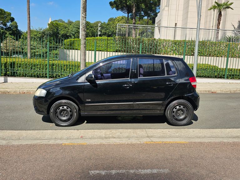 VolksWagen Fox Plus 1.6Mi/ 1.6Mi Total Flex 8V 4p