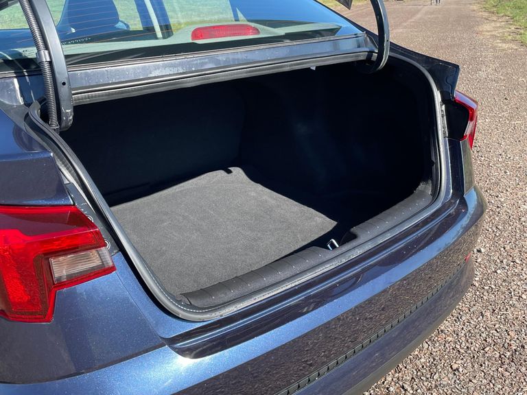 Hyundai HB20S Comfort Plus 1.0 Flex 12V Mec.
