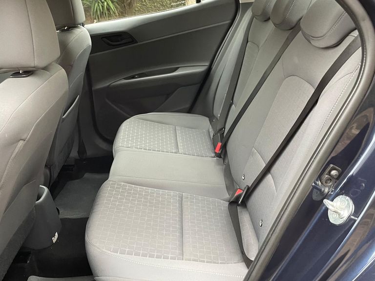 Hyundai HB20S Comfort Plus 1.0 Flex 12V Mec.