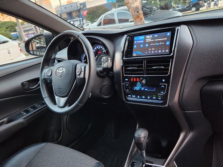 Toyota YARIS XS 1.5 Flex 16V 5p Aut.